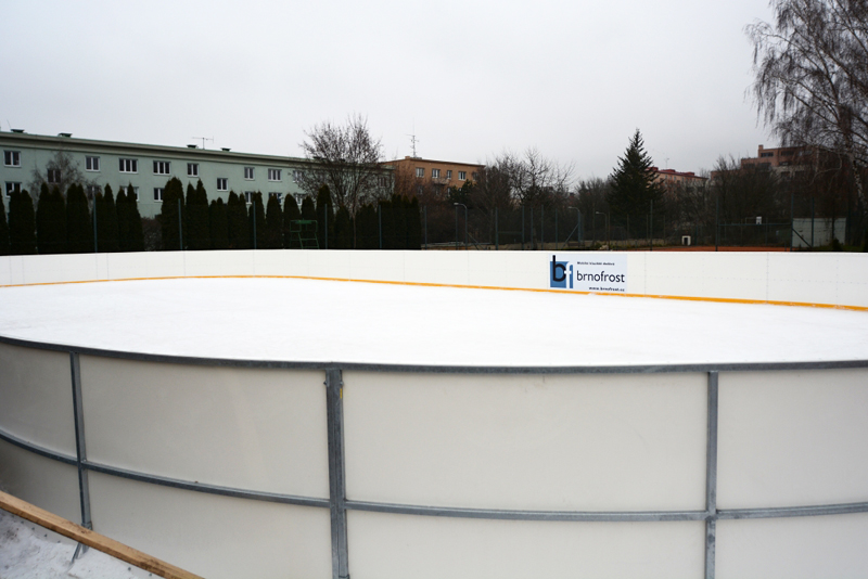 Mobilní kluziště Brno Černovice